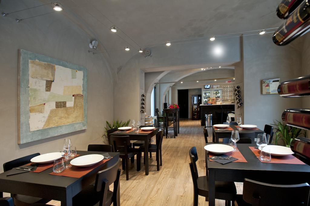 Bed and Breakfast Vinoteca La Sacrestia Alba  Zewnętrze zdjęcie