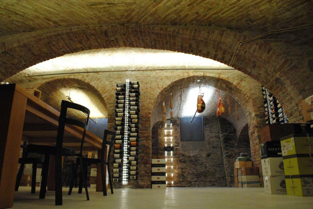 Bed and Breakfast Vinoteca La Sacrestia Alba  Zewnętrze zdjęcie